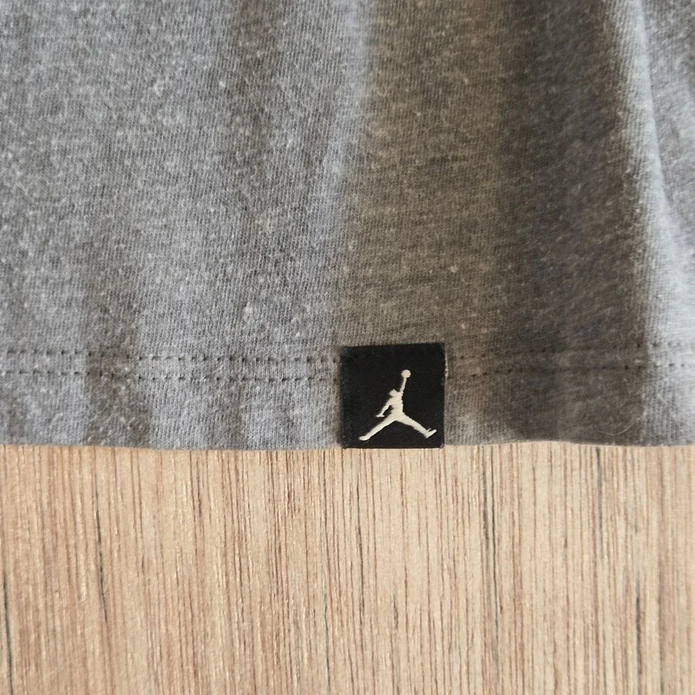 Jordan Retro 11 Concord Photo Men's Large Grey Long Sleeve Graphic T-Shirt
